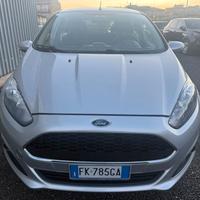 Ford Fiesta AUTOCARRO 4 posti