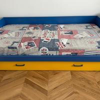 Divano letto con ulteriore letto e cassettiera