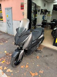 Yamaha X-Max 300 fine 2017 euro 4 - PERMUTE
