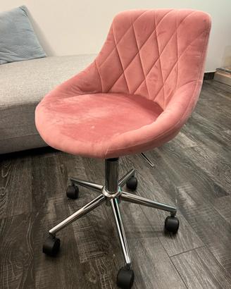 Arredamento e accessori per onicotecnica