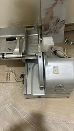 Affettatrice / affettacarne professionale 380V