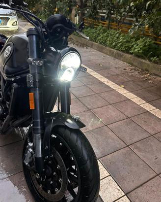 Benelli Leoncino 500 (2018) - 5.283 km -BlockShaft
