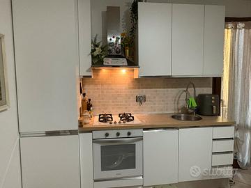 Cucina moderna mondo convenienza 2m e 70