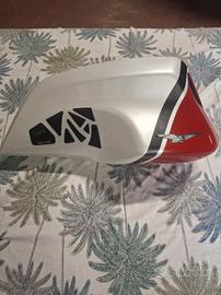 Carena Scocca Serbatoio Ant.  DX Moto Guzzi V85TT 