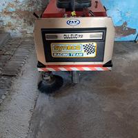 Motoscoa spazzatrice