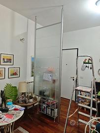 Parete divisoria in alluminio e vetro temperato