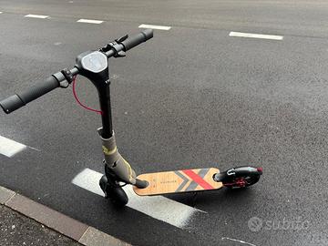 MECHANE KRONOS monopattino elettrico