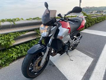 Suzuki Gsr 600