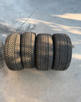 Pneumatici Invernali Hankook 255/40r18 e 225/45r18