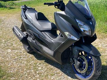suzuki burgman 400