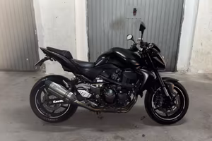 Z750R DEPOTENZIATA SOLO A LIBRETTO