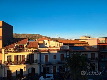 Casa indipendente centro storico Piedimonte Etneo