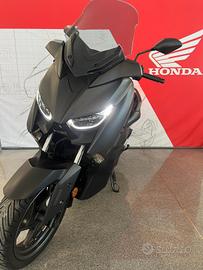 Yamaha X-Max 125