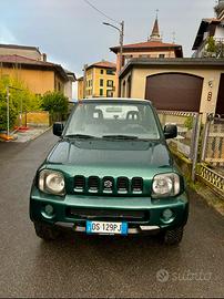 Suzuki jimny cabrio con rimorchio coperto