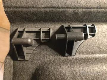 Supporti ripiano posteriore VW Golf 6 + Perni