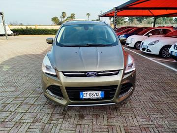 Ford Kuga 2.0 TDCI 140 CV 4WD Titanium