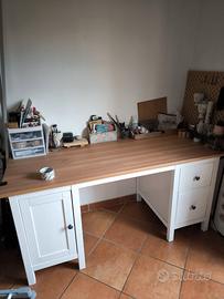 scrivania bianca Ikea - prezzo trattabile