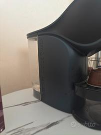 Macchina da caffe’ de longhi genio s touch