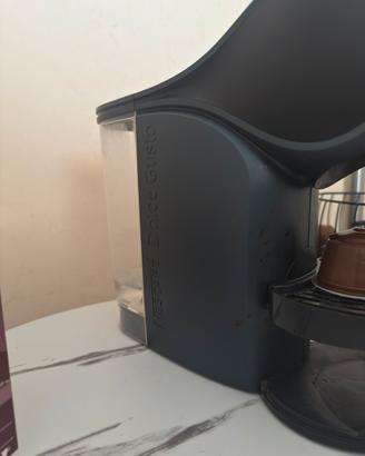 Macchina da caffe’ de longhi genio s touch