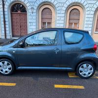 TOYOTA AYGO 2005 UNIPROPRIETARIA