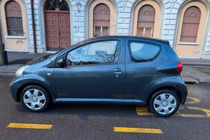 TOYOTA AYGO 2005 UNIPROPRIETARIA