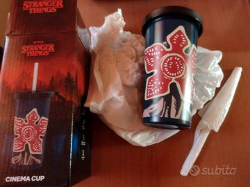 Stranger Things T-shirt Tazza cannuccia