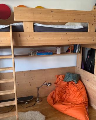 Letto a castello in legno massiccio