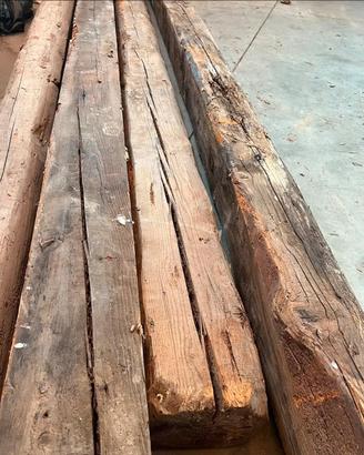 Travi in legno di rovere
