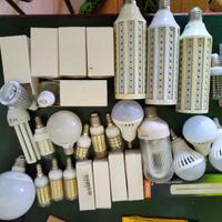 Stock lampadine e alimentatori per luci