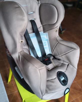 Seggiolino auto iseos