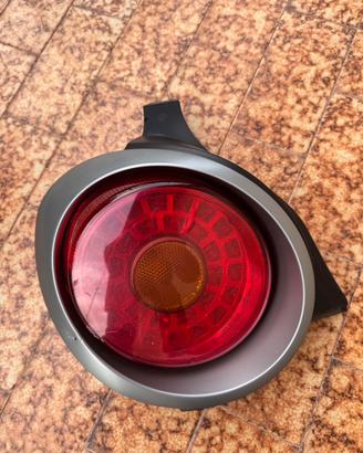 Faro posteriore originale Alfa MiTo con cornice