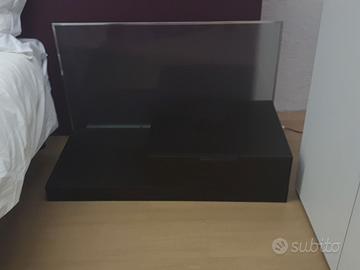 Coppia di comodini con schienale