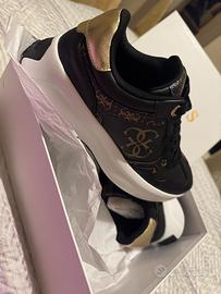 Scarpe Guess