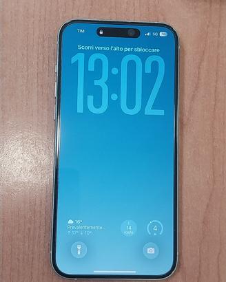 Iphone 15 plus green