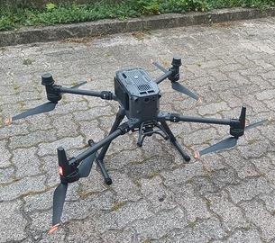 Matrice 350 solo drone
