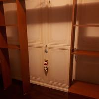 Libreria da letto con comodini