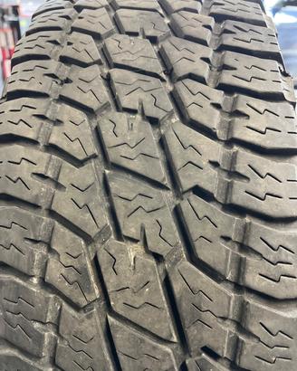 4 Gomme usate 265/70r17