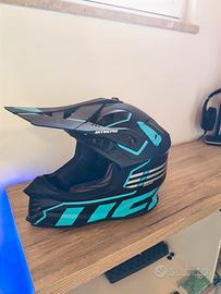 casco enduro  UFO