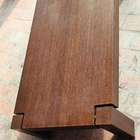 Tavolo da Caffè Moderno di Design – Legno Scuro