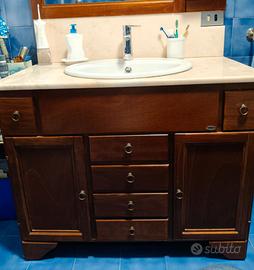 Mobile e Colonna e Specchio per Bagno in legno