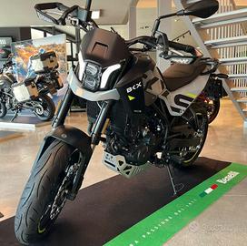 Benelli BKX 300 S - SUPER PROMO