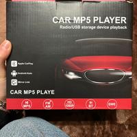 Stereo auto con schermo