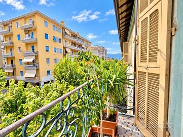 4 LOCALI A ALBENGA