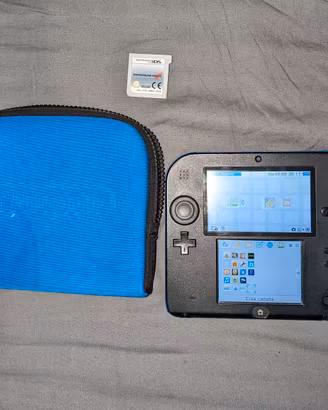 2DS + Mario Kart 7 3DS 