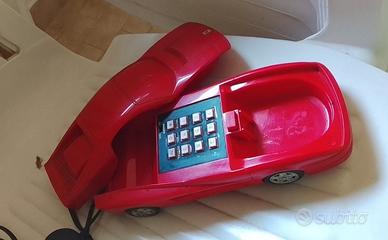telefono macchina Ferrari 