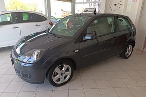 Ford Fiesta 1.4 TDCi 3p. Ghia 127000km