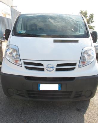 Nissan Primastar FURGONE CHIUSO CON 3 POSTI A SEDE