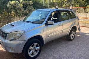 Toyouta rav4 2005