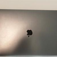 MacBook pro 2019 i9 1TB