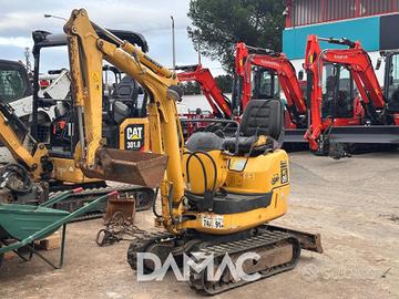 KOMATSU PC09